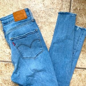 Levi’s High Rise Distressed Skinny Jean